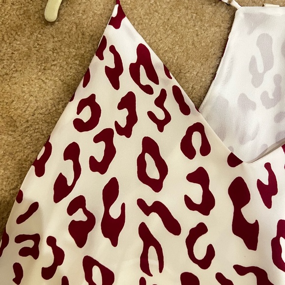 Tyche Burgundy and cream animal print camisole size L - Picture 6 of 6